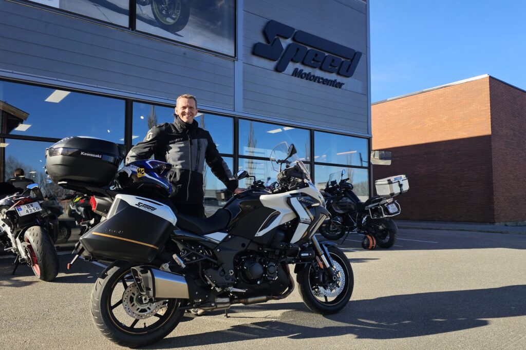 Kawasaki Versys 1100 SE